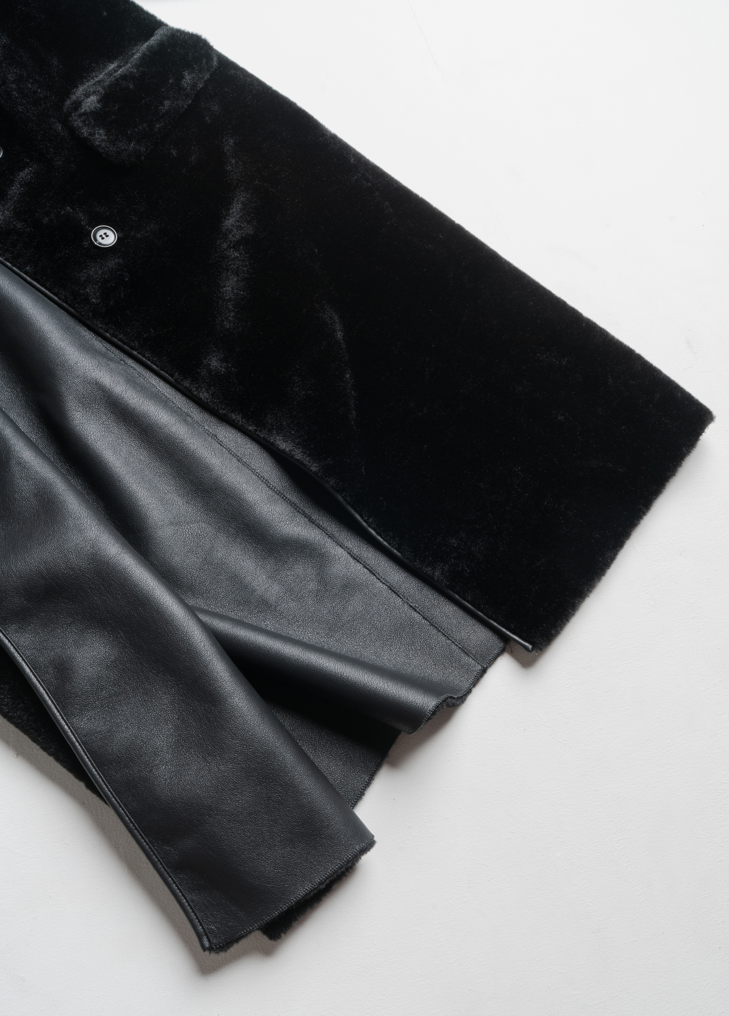 KAIA SIGNATURE OVERSIZED COAT - BLACK